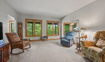 1653 Fairview Dr, Allegan, MI 49010