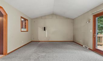 440 BEVERLY Dr, Amherst, WI 54406