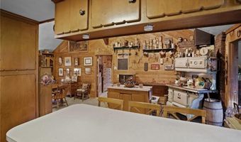 550 Twin Brook Ln, Coventry, RI 02816