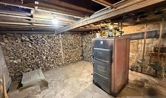 10 Palm St, Baileyville, ME 04694