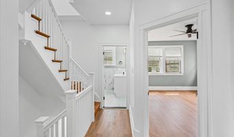 7 YORK Ct, Baltimore, MD 21218