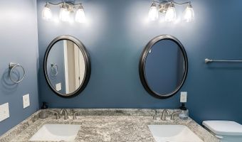 29 Downing Dr, Beaufort, SC 29907