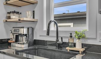 20923 NE FILBERT St, Aurora, OR 97002