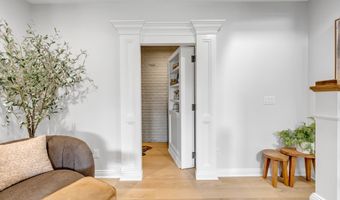 32667 Westwood Ln, Adel, IA 50003
