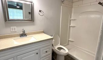 15720 Cook Rd, Biloxi, MS 39532