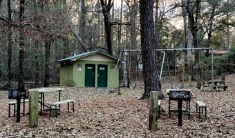456 Singer Ln, Abbeville, AL 36310