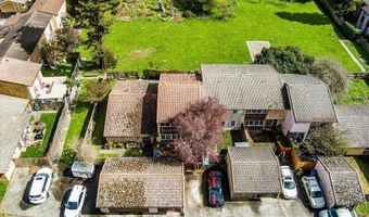4545 Valley West Blvd, Arcata, CA 95521
