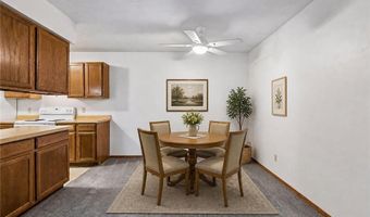 7775 Glenda Ct, Apple Valley, MN 55124