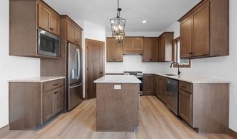 513 KIRKLAND Ave, Algoma, WI 54201