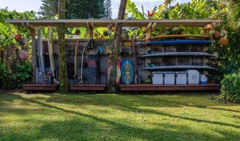 1780 Kauhikoa Rd, Haiku, HI 96708