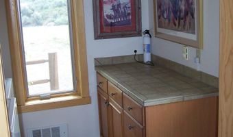 570 ST HWY 353, Boulder, WY 82923