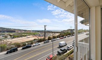 241 Turf View Dr, Solana Beach, CA 92075