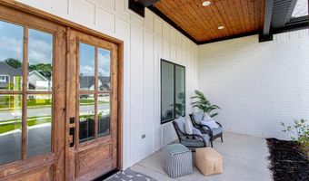 4917 Lake Vista Dr, Benton, AR 72019