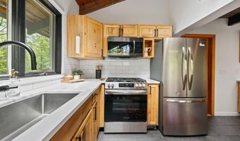 275 Glen Ledge Rd, Bartlett, NH 03838