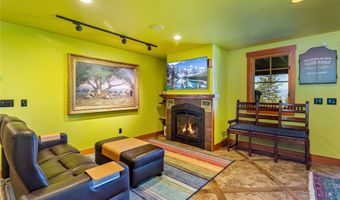 32220 Tamarack Dr, Bigfork, MT 59911