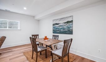 4613 CHASE Ave, Bethesda, MD 20814