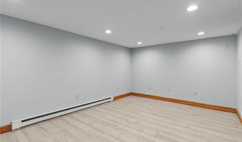 84 Phillip Ave, Cumberland, RI 02864