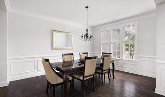 220 Briar Holw, Woodstock, GA 30188