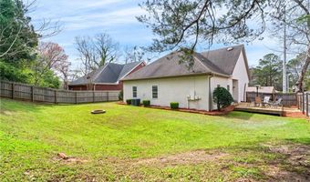 518 N DONAHUE Dr, Auburn, AL 36830