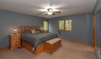 38177 Twin Oaks Dr, Avon, MN 56310