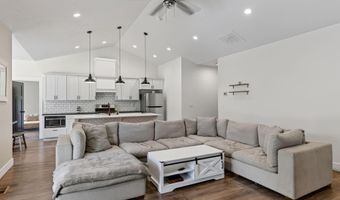 871 W Kenai Ln, Athol, ID 83801