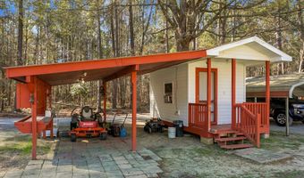 274 Rae Ln, Bonneau, SC 29431