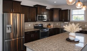 11 Kings Cross Ct, Beaufort, SC 29902