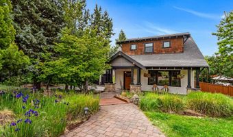 157 NW Black Hawk Ave, Bend, OR 97703