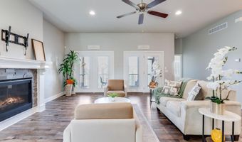 818 N McCloud Cir Unit 507, Andover, KS 67002