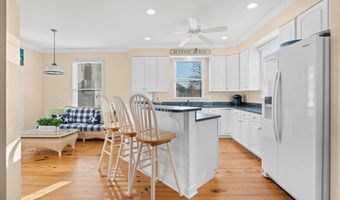 330 GARFIELD Pkwy, Bethany Beach, DE 19930