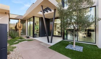 81 Hawk Ridge Dr, Las Vegas, NV 89135