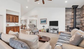 375 N Matt Dillon Trl, Central, UT 84722