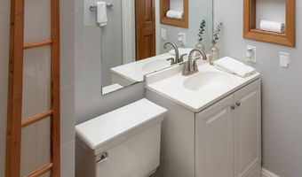 3310 WAWAE Rd, Kalaheo, HI 96741