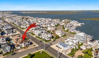 7423 Ocean Dr, Avalon, NJ 08202