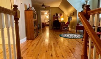 117 Apple Ridge Dr, Beaver, WV 25813