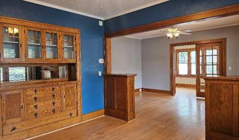 901 N 1ST St, Aberdeen, SD 57401