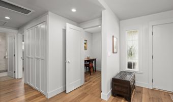 7362 Oakmont Dr, Santa Rosa, CA 95409