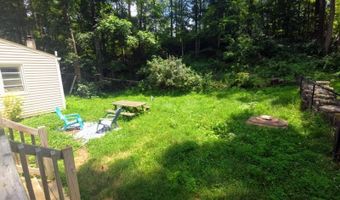 17 Youngs Rd, Andover, NJ 07860