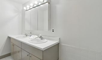 37 Magazine St, Bedford, NH 03110