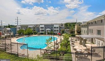 4061 S FOUR MILE RUN Dr 301, Arlington, VA 22204