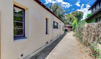 585 Mountain View St, Altadena, CA 91001