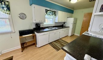 313 S 2nd St W, Aurora, MN 55705