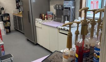 304 S Market St, Alton, MO 65606