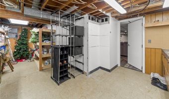 146 Woodcrest Dr, Amherst, NY 14226