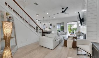 6512 SIMONE SHORES Cir, Apollo Beach, FL 33572