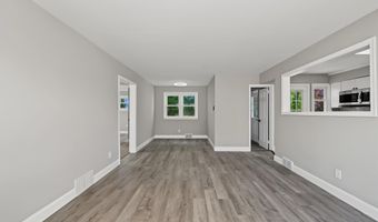 29 Summit Ave, Absecon, NJ 08201