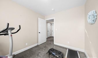 5577 Cottontree Ln, Ammon, ID 83406