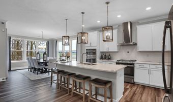 5280 Burnivale Ln, Avon, IN 46123