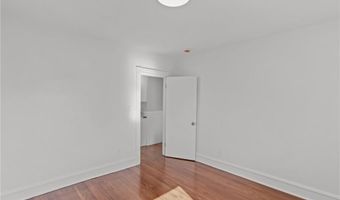 1 Cray St, Cumberland, RI 02864