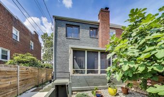 1225 EMERSON St NE, Washington, DC 20017